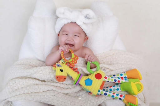 余江四个月宝宝便血